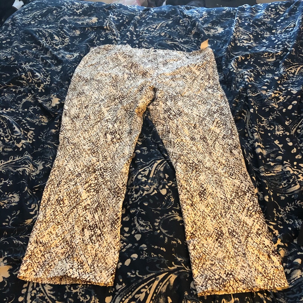 New York and Company Slim ankle pant - never worn